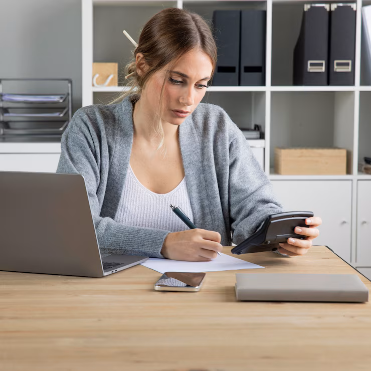 Clinic administrator using PlusPedia billing software