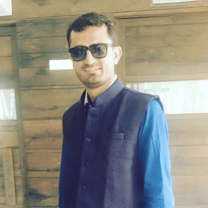 Dr. Kartik Soni, Urmi Healing Center, India